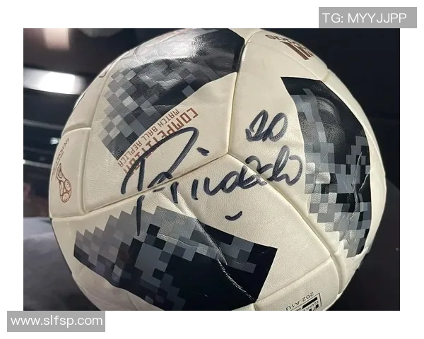 如何成功获取足球明星签名的实用技巧与注意事项分享 如何成功获取足球明星签名的实用技巧与注意事项分享