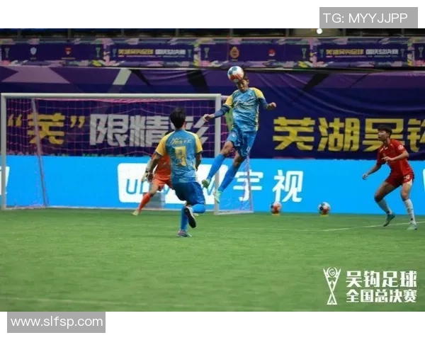 足球明星赛罗精彩瞬间全景图集展示绝佳球技与风采 足球明星赛罗精彩瞬间全景图集展示绝佳球技与风采